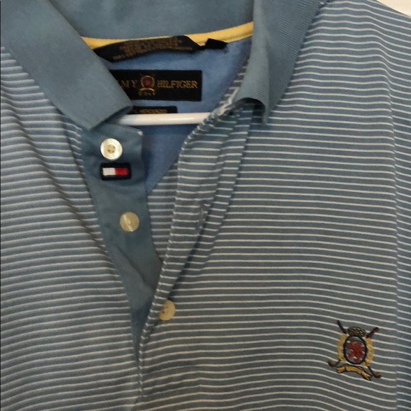 True vintage Tommy Hilfiger golf shirt. - Picture 4 of 4